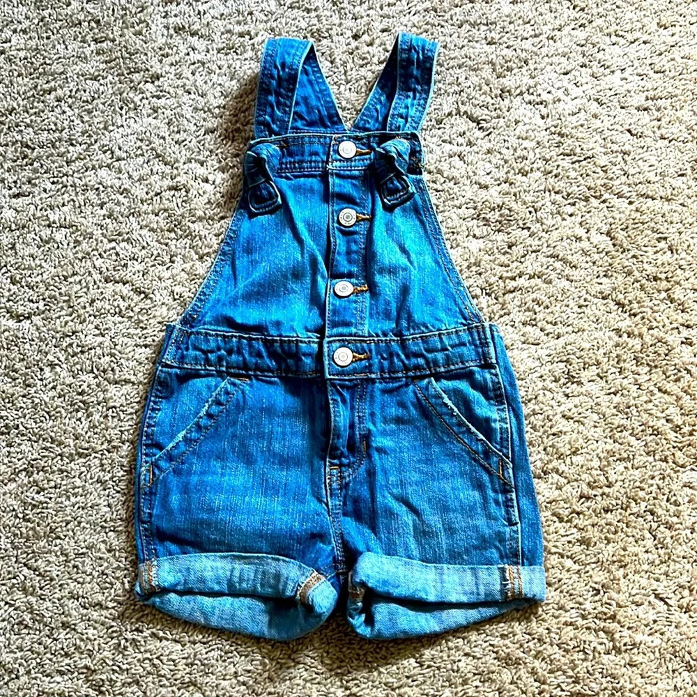 Gap denim shortall size 3t